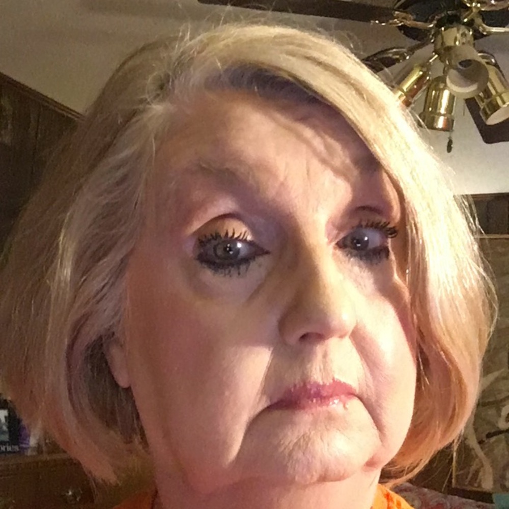 Meet your Posher, Sandra